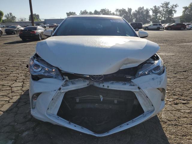  TOYOTA CAMRY 2017 White