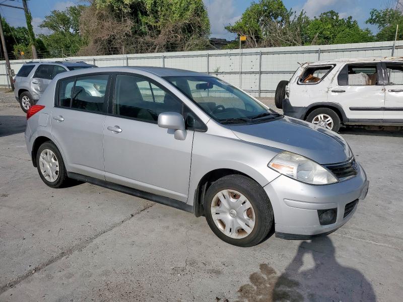 Hatchbacks NISSAN VERSA 2012 Silver