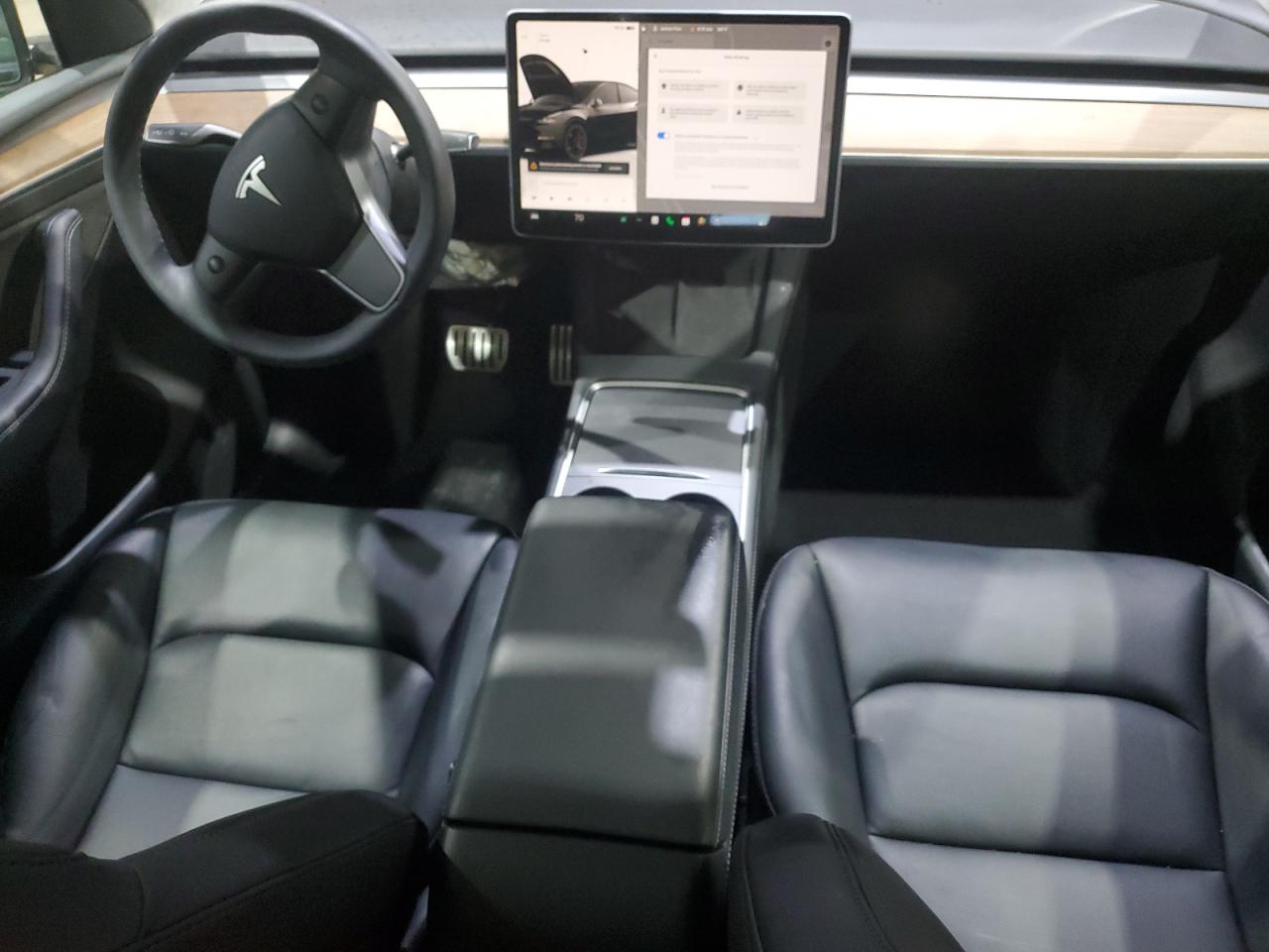 2022 Tesla Model Y VIN: 7SAYGDEF1NF545722 Lot: 65038395