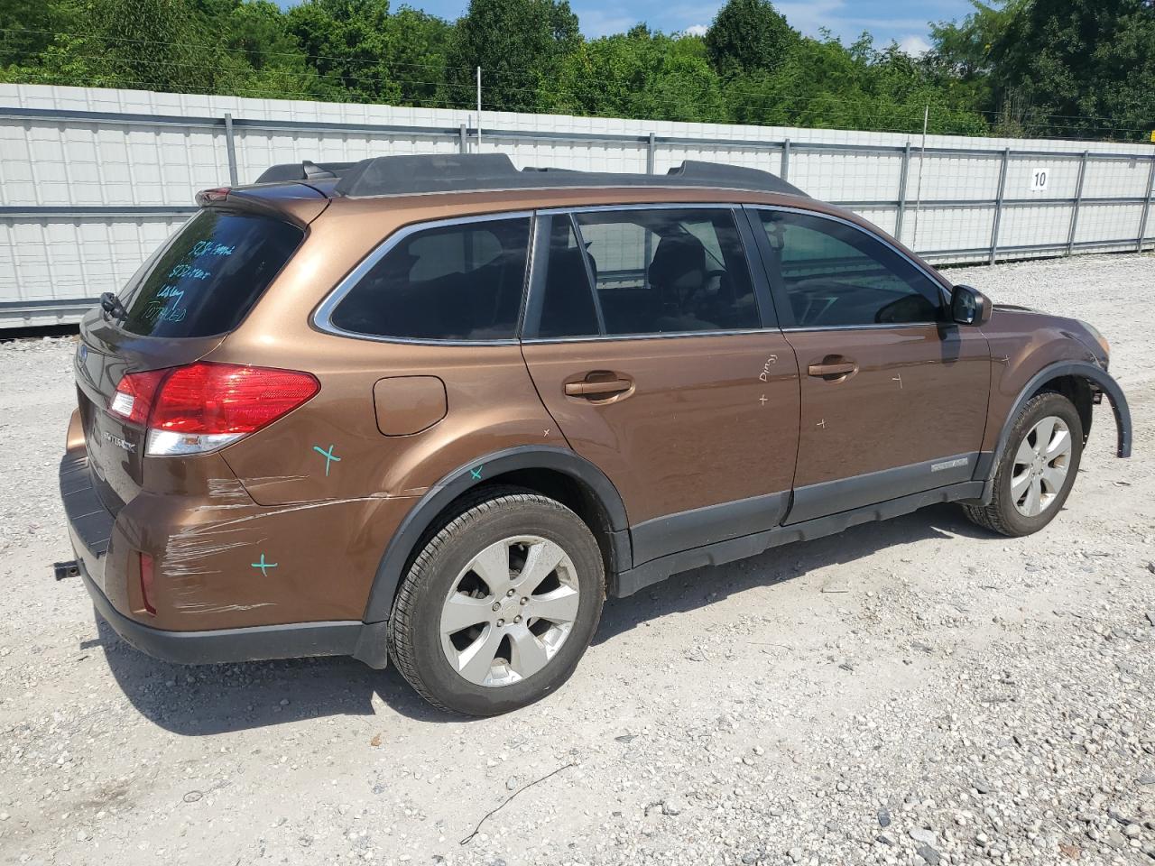 2011 Subaru Outback 2.5I Limited VIN: 4S4BRCLC9B3311994 Lot: 62704535
