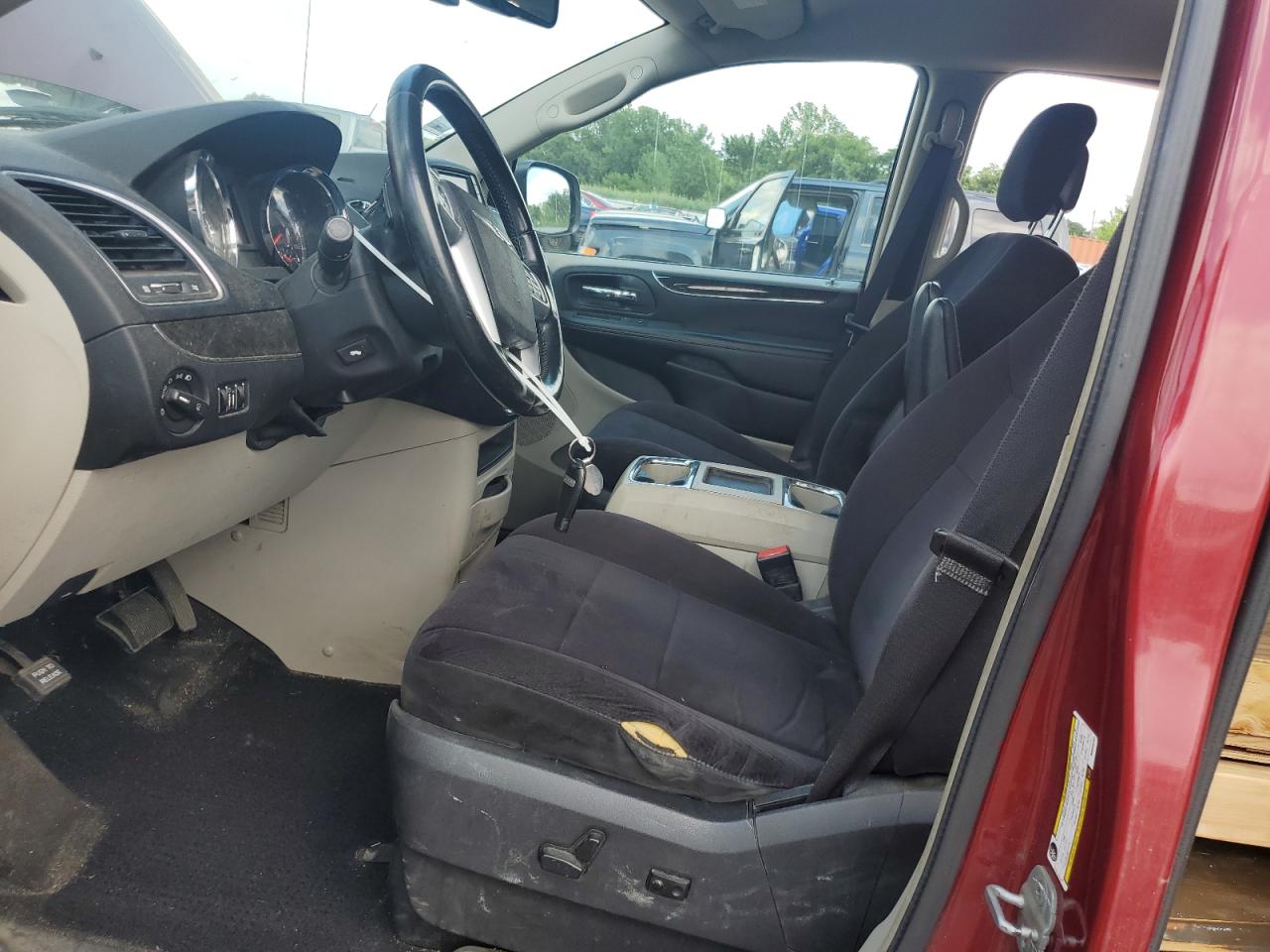2011 Chrysler Town & Country Touring VIN: 2A4RR5DG4BR698293 Lot: 64368105