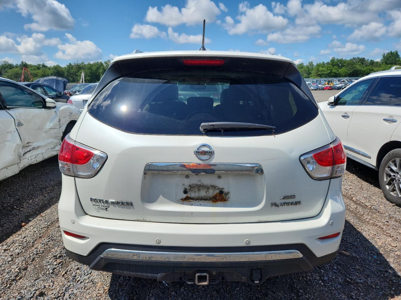 2015 Nissan Pathfinder S VIN: 5N1AR2MM6FC612399 Lot: 64884635
