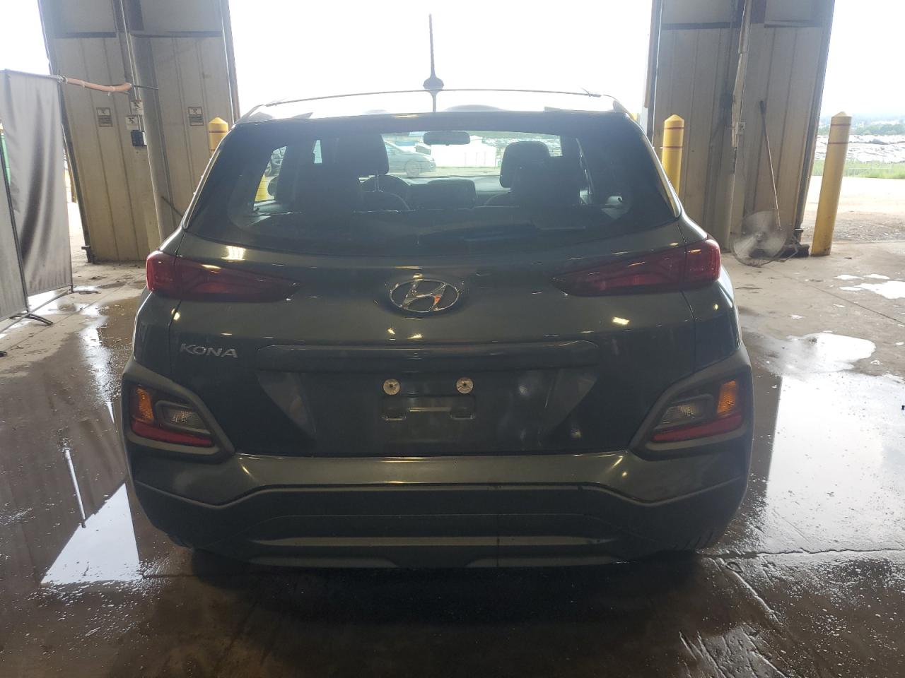 2018 Hyundai Kona Se VIN: KM8K12AA4JU173843 Lot: 64416875