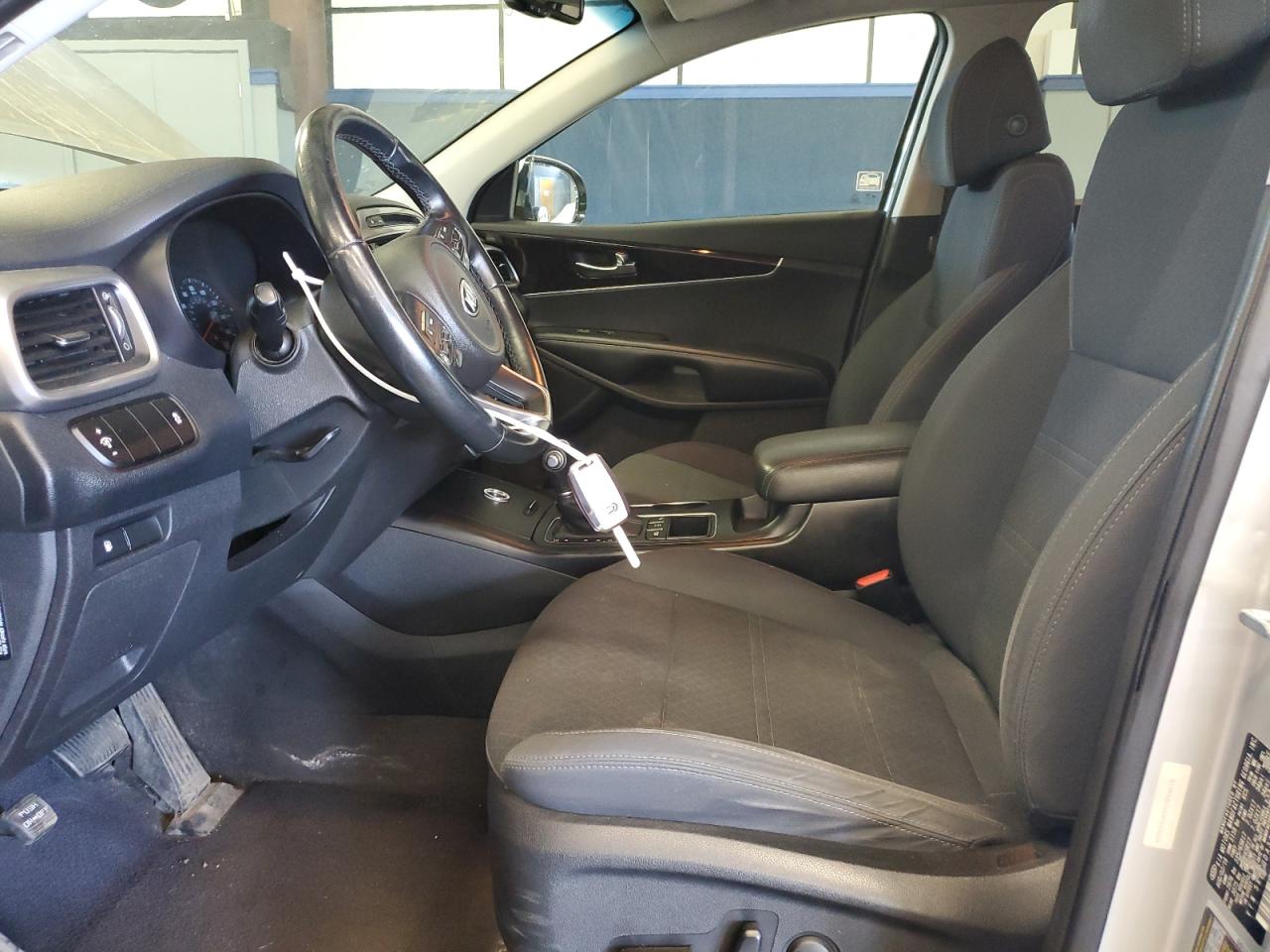 2017 Kia Sorento Lx VIN: 5XYPGDA34HG233234 Lot: 65370675