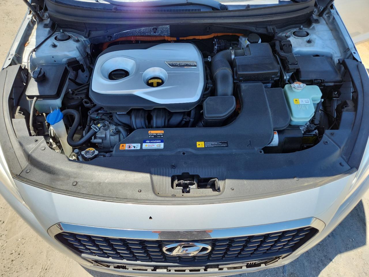2017 Hyundai Sonata Hybrid VIN: KMHE24L3XHA072158 Lot: 65559015