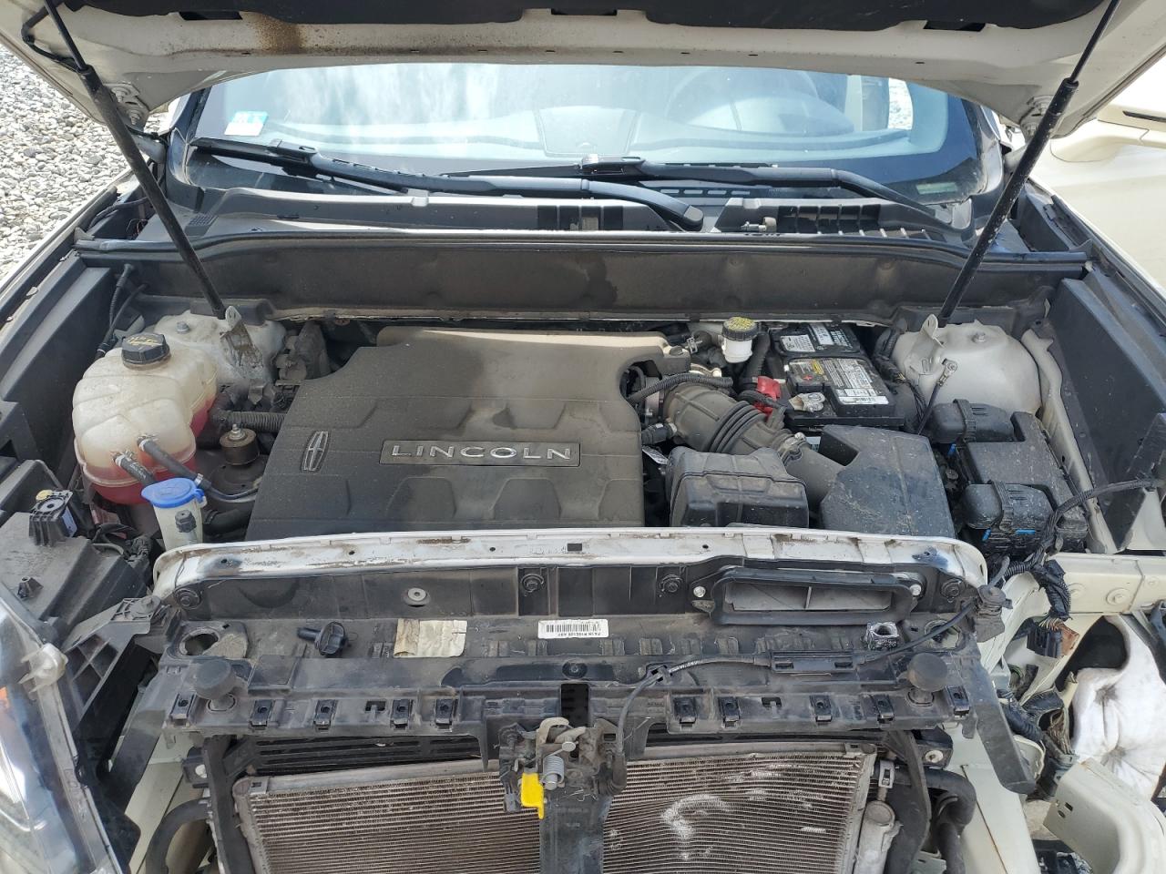 2lmpj6kr8jbl38420 2LMPJ6KR8JBL38420 2018 Lincoln Mkx Select
