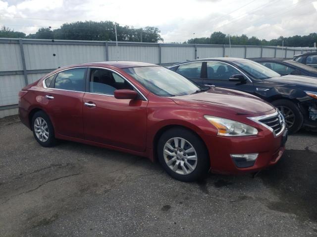 Sedans NISSAN ALTIMA 2013 Czerwony