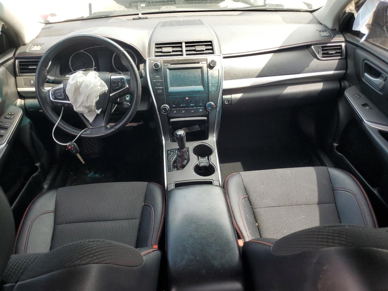 2016 Toyota Camry Le VIN: 4T1BF1FK4GU584469 Lot: 64010955