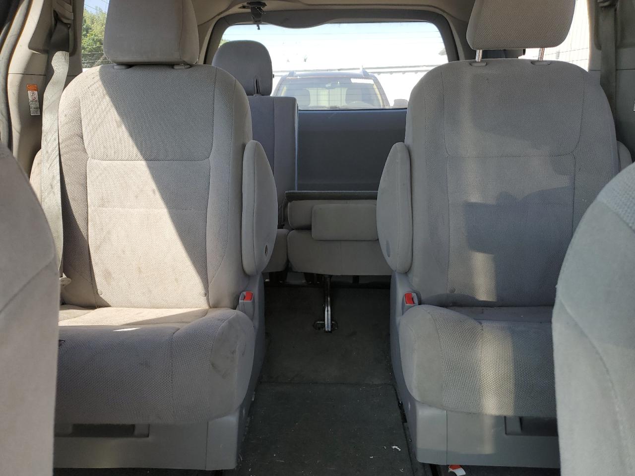 2016 Toyota Sienna VIN: 5TDZK3DC5GS701101 Lot: 62459465