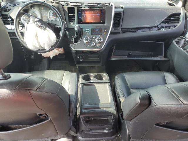  TOYOTA SIENNA 2015 Srebrny