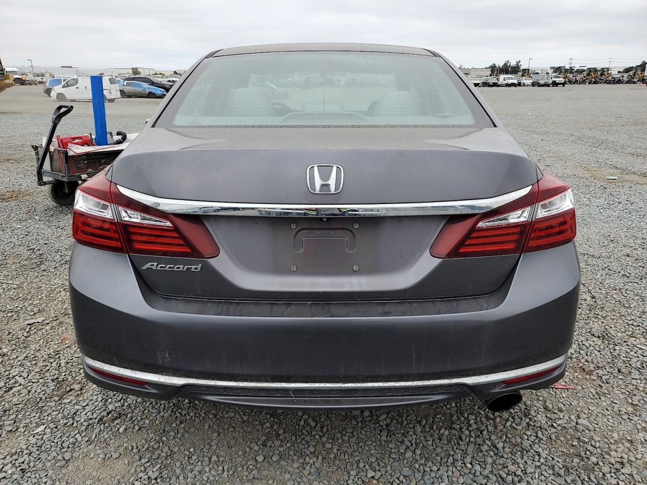 2017 Honda Accord Lx VIN: 1HGCR2F34HA163239 Lot: 64831135