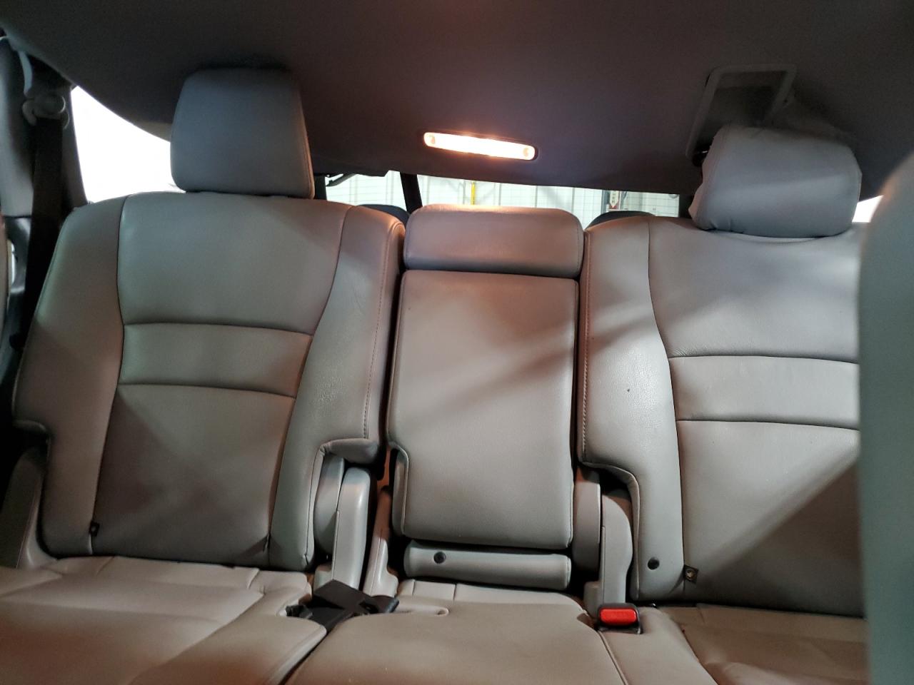 2017 Honda Pilot Touring VIN: 5FNYF6H96HB100110 Lot: 64193495