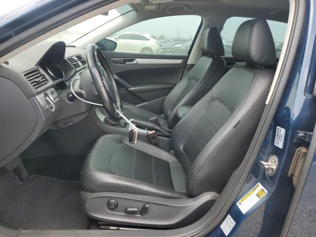 VOLKSWAGEN PASSAT 2019 Granatowy