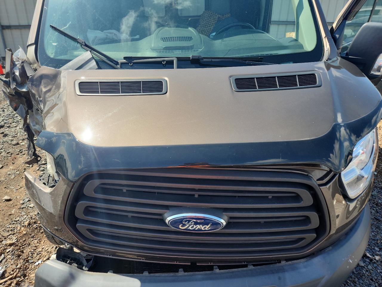 2017 Ford Transit T-250 VIN: 1FTYR2XV8HKA13794 Lot: 61325715