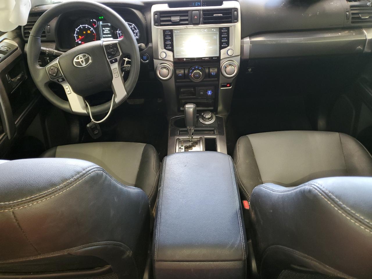 2022 Toyota 4Runner Sr5/Sr5 Premium VIN: JTENU5JR2N6042769 Lot: 64403505