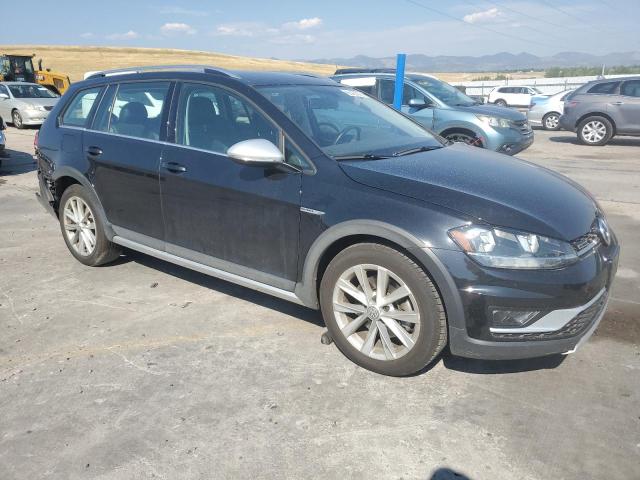  VOLKSWAGEN GOLF 2018 Black