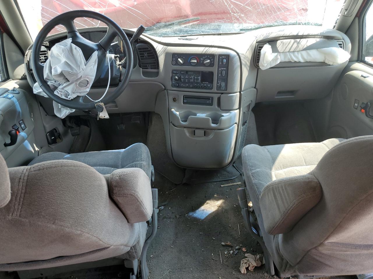 2000 Chevrolet Astro VIN: 1GNEL19WXYB120535 Lot: 64408575
