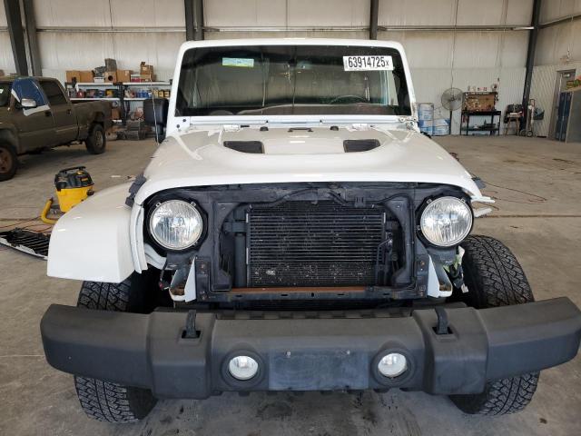  JEEP WRANGLER 2015 Белы