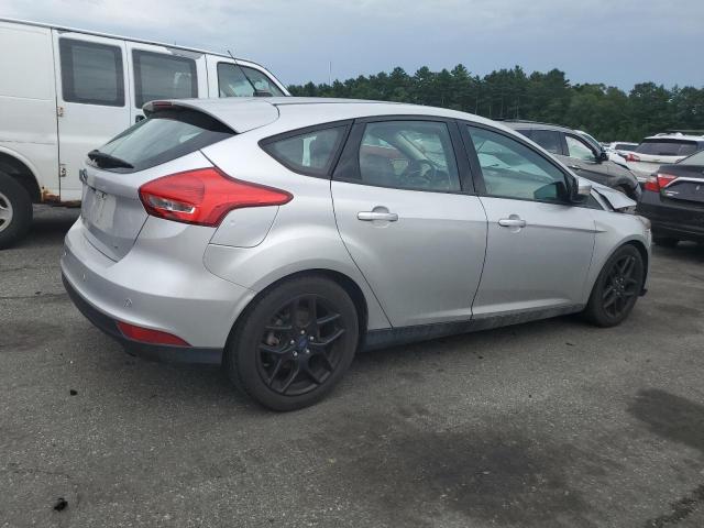 Хэтчбеки FORD FOCUS 2016 Серебристый