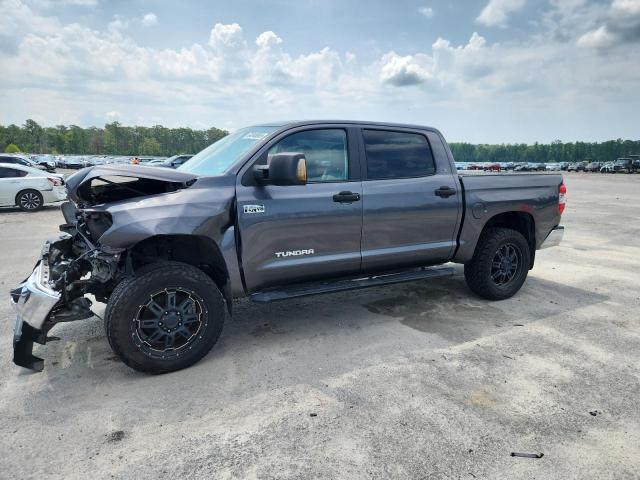 Pickups TOYOTA TUNDRA 2017 Szary