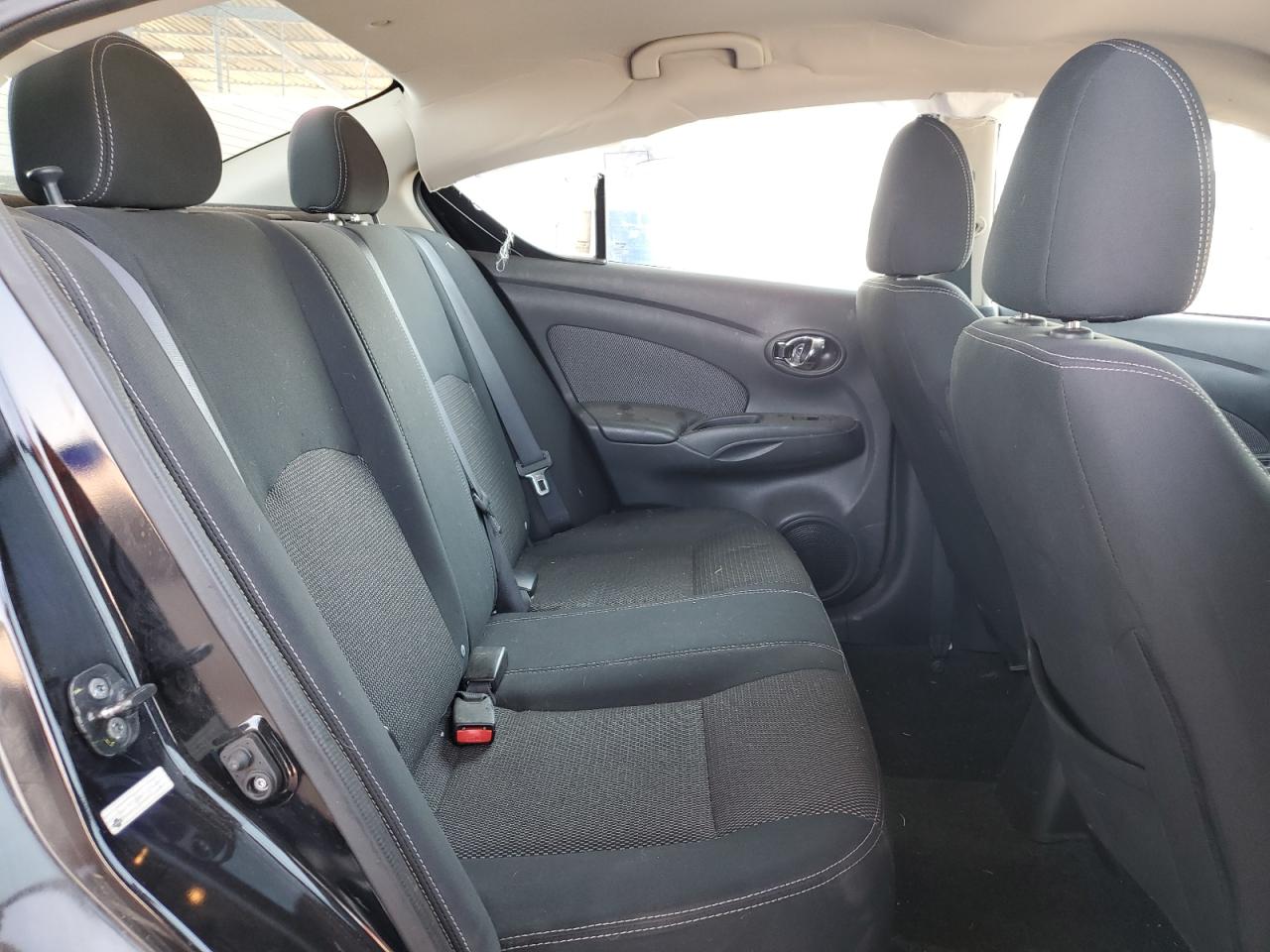 2016 Nissan Versa S VIN: 3N1CN7AP3GL841572 Lot: 64244605