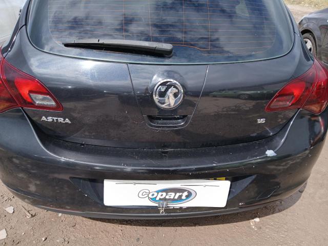 2012 VAUXHALL ASTRA SE