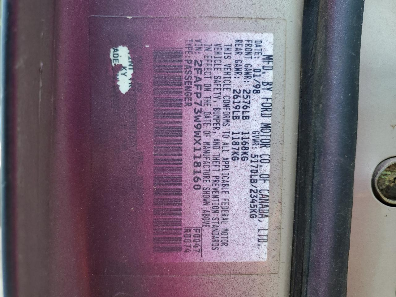 1998 Ford Crown Victoria VIN: 2FAFP73W9WX118160 Lot: 63574535
