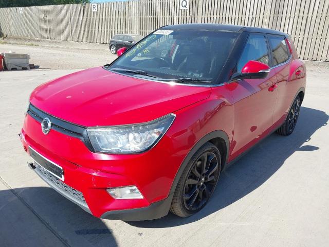 SSANGYONG TIVOLI ELX 2015