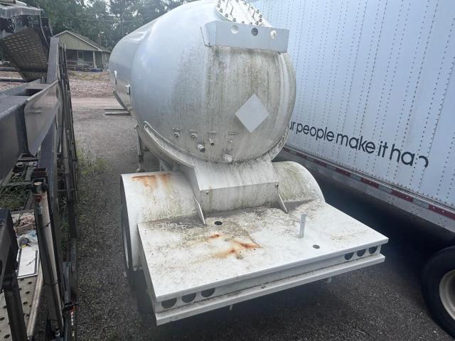 1986 LLKX 10200 GAL - TRAILERS FUEL TANK TRAILER