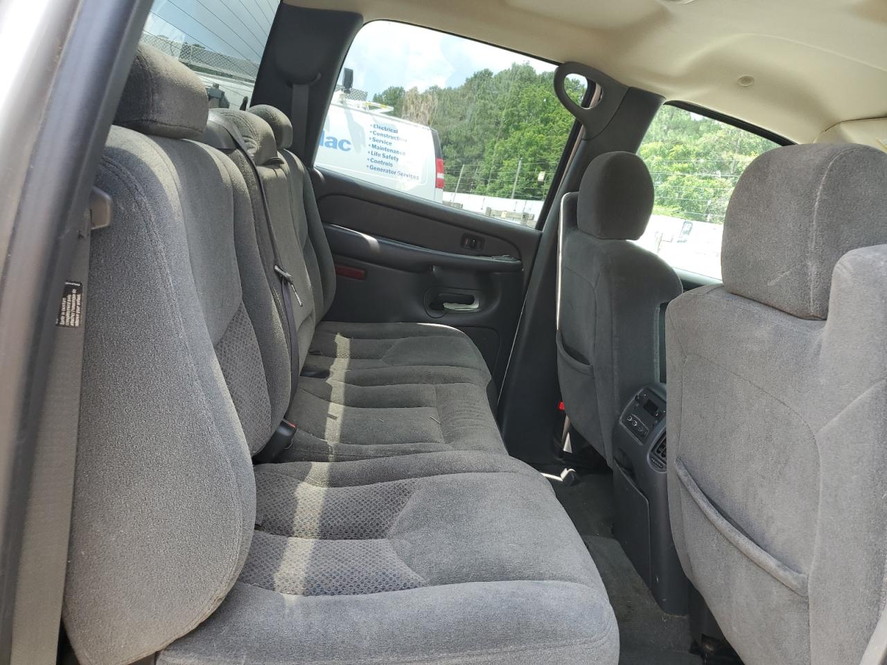 2004 Chevrolet Silverado K1500 VIN: 2GCEK13T941352726 Lot: 64382665