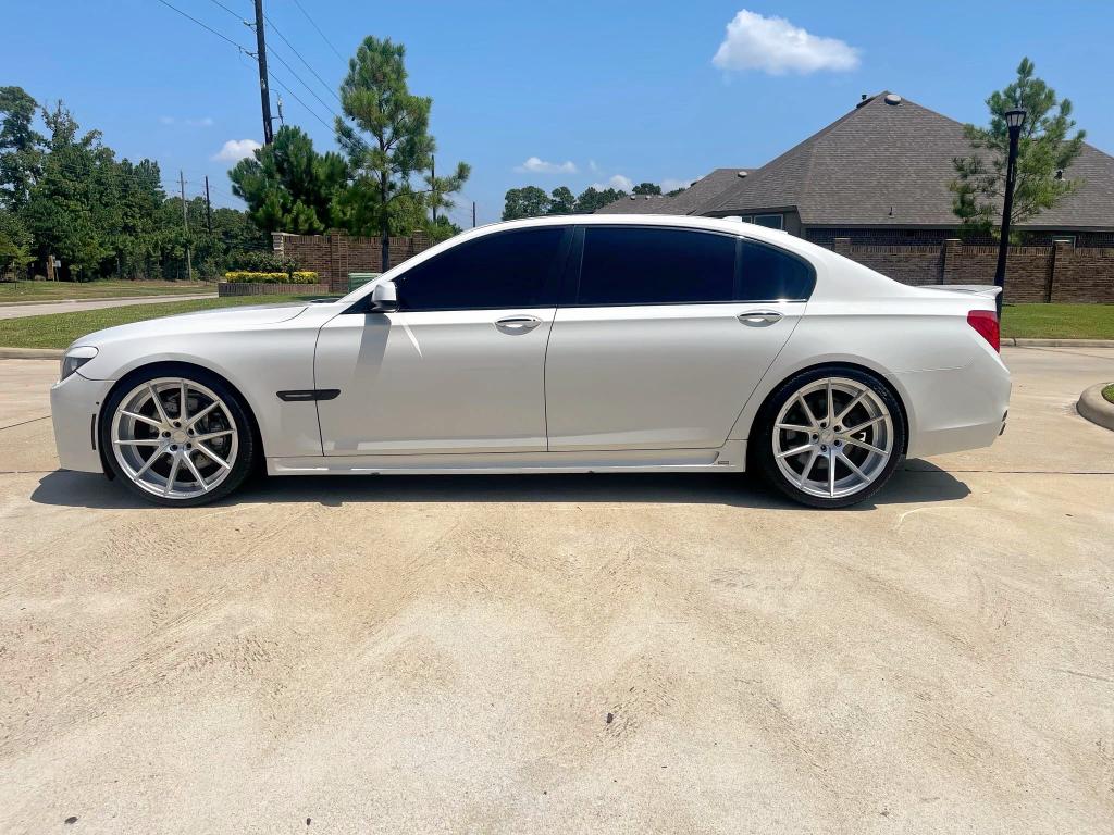 2010 BMW 750 LI  