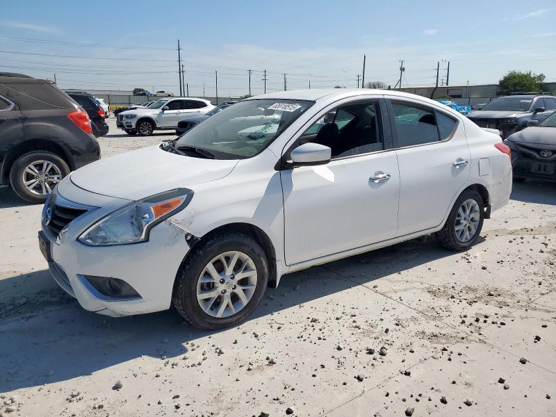  NISSAN VERSA 2017 White