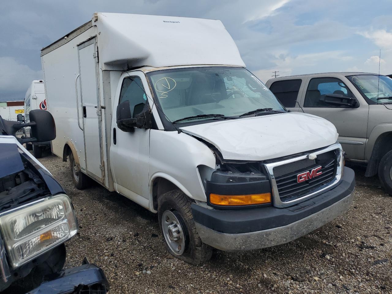 1gd07rfp5p1135026 1GD07RFP5P1135026 2023 GMC Savana Cutaway G3500