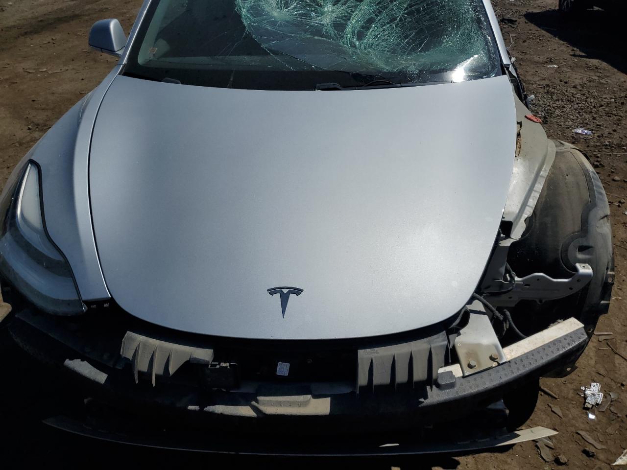 2018 Tesla Model 3 VIN: 5YJ3E1EB4JF084924 Lot: 62906105