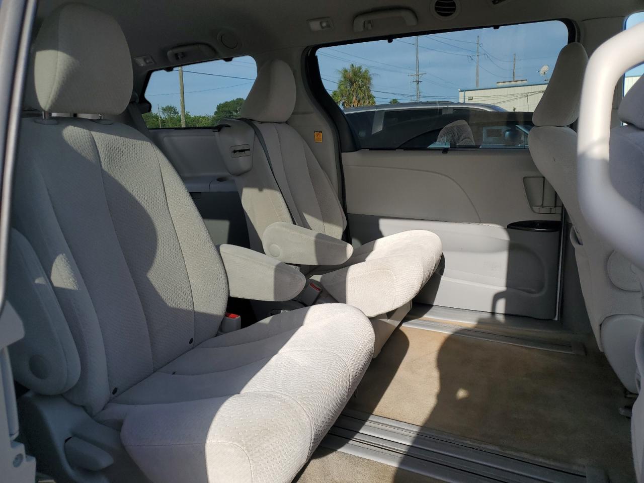 2013 Toyota Sienna Le VIN: 5TDKK3DC3DS312597 Lot: 62937395