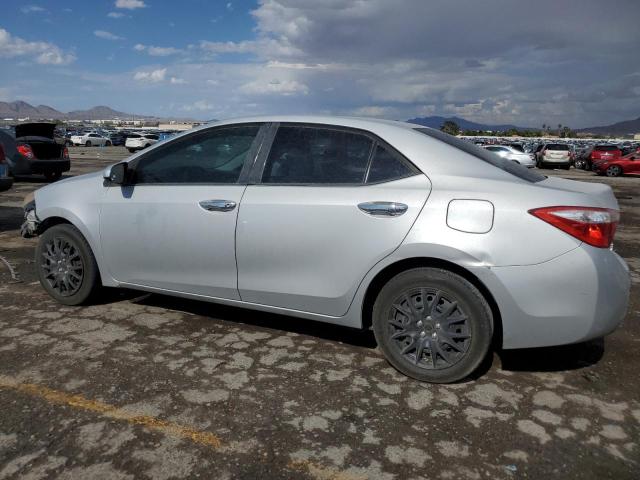 Sedans TOYOTA COROLLA 2015 Srebrny