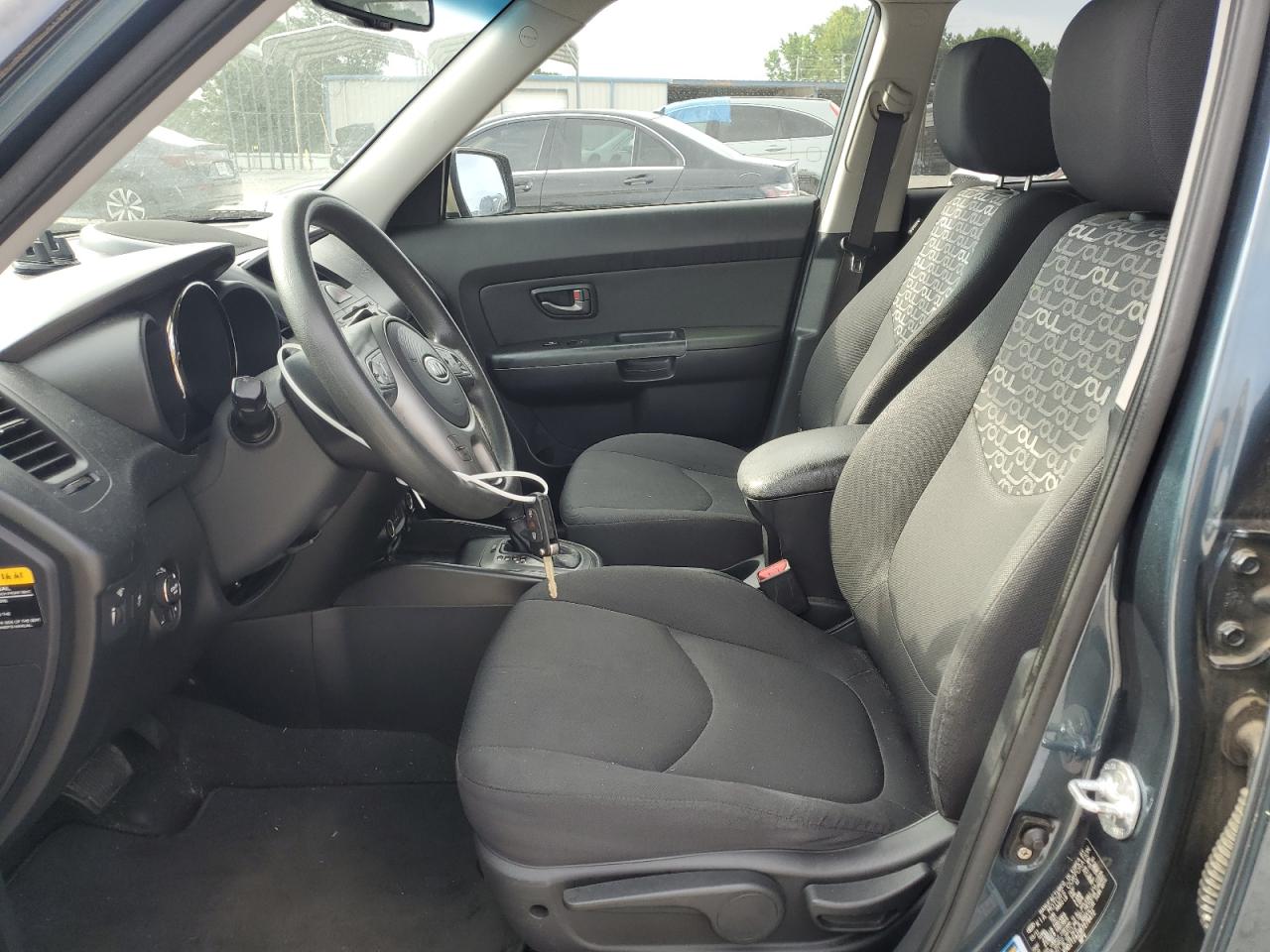 2011 Kia Soul + VIN: KNDJT2A21B7278472 Lot: 63013685