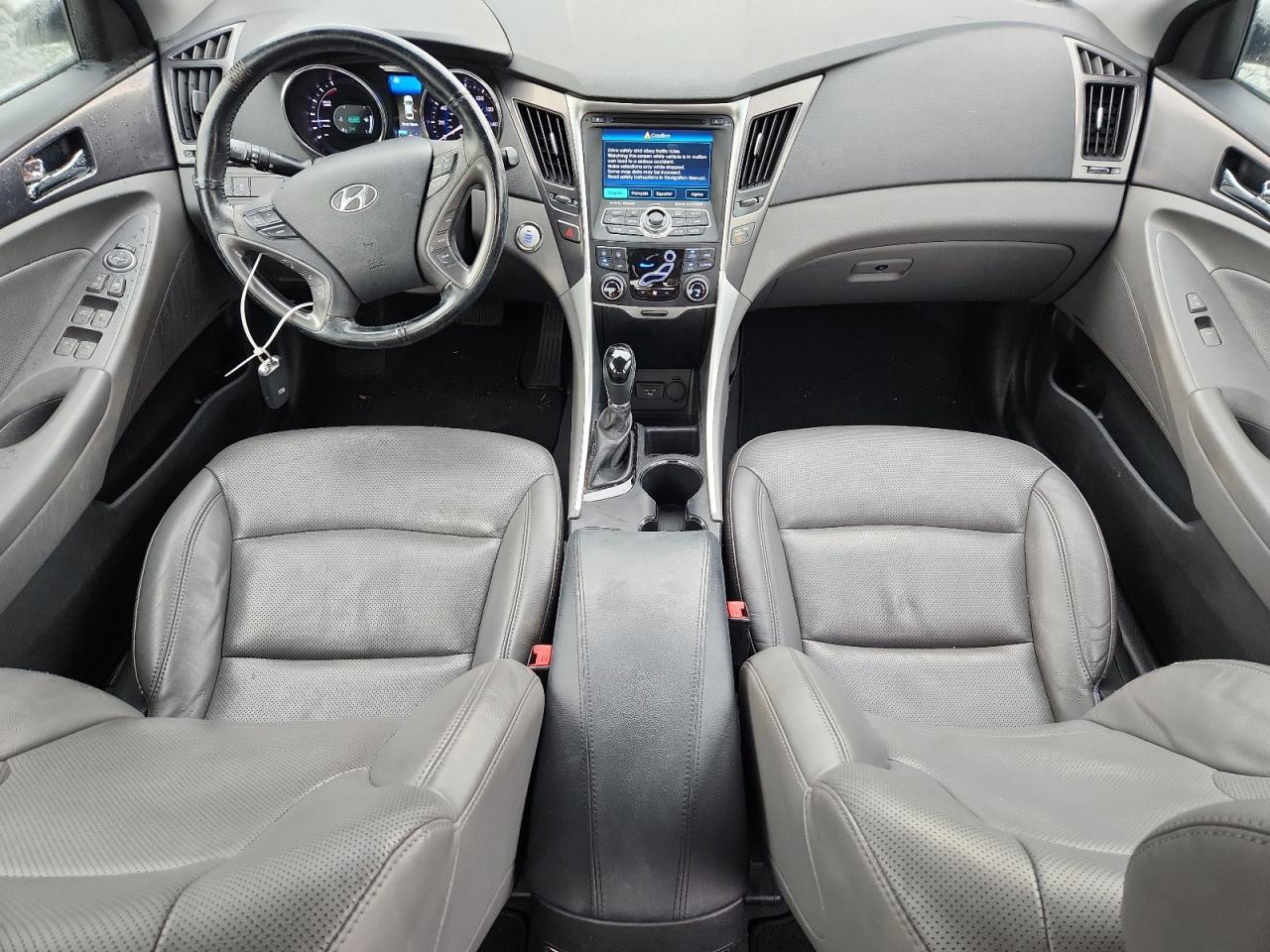 2013 Hyundai Sonata Hybrid VIN: KMHEC4A48DA084411 Lot: 64825565