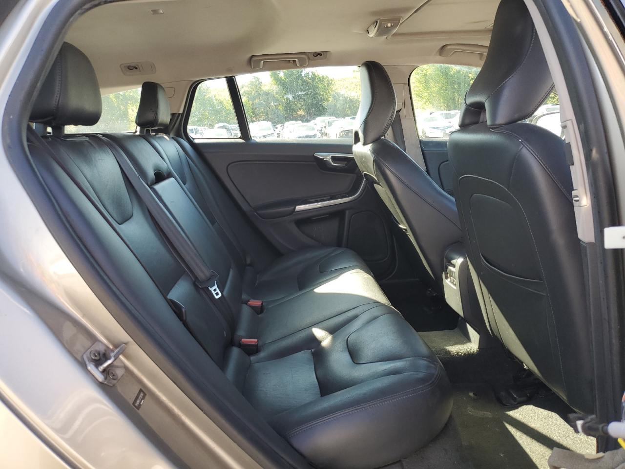 2015 Volvo V60 Premier VIN: YV140MEK3F1267861 Lot: 63251845