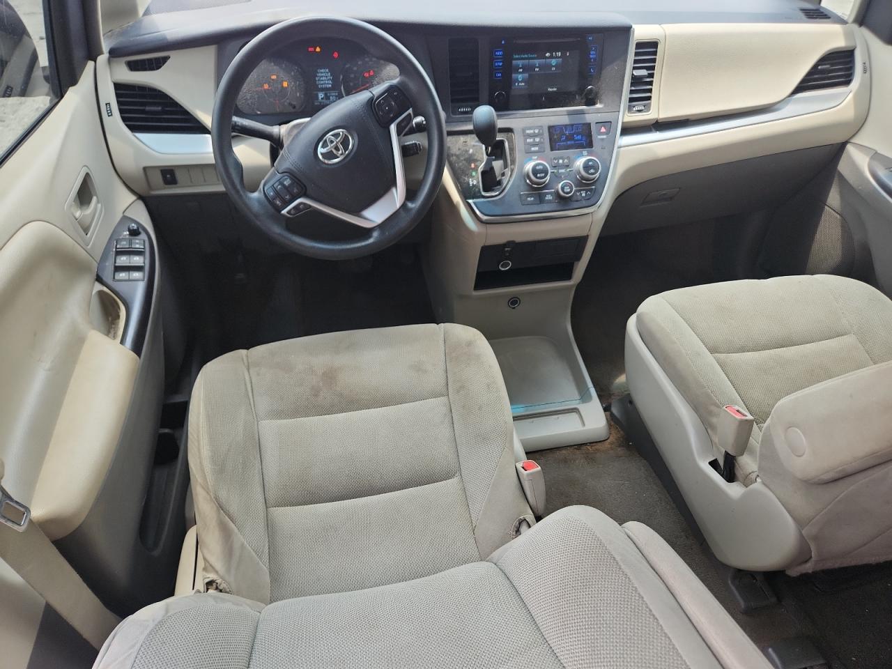 2015 Toyota Sienna VIN: 5TDZK3DCXFS687758 Lot: 63898935