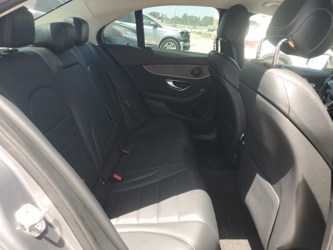 2016 Mercedes-Benz C 300 VIN: 55SWF4JB3GU108350 Lot: 62739365