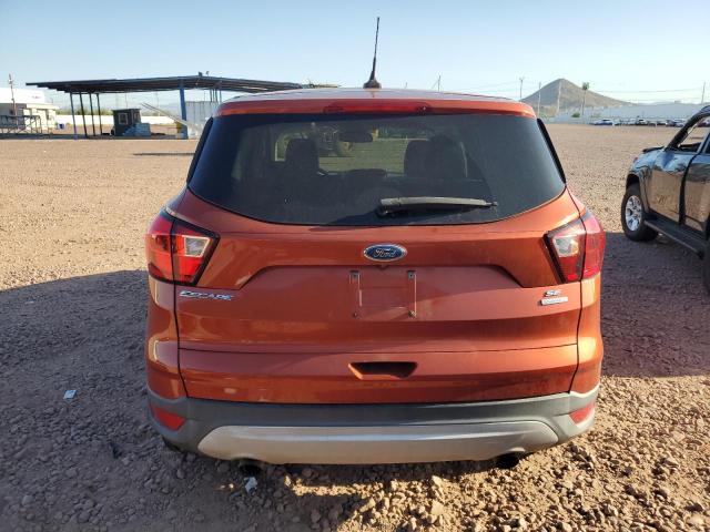  FORD ESCAPE 2019 Pomarańczowy