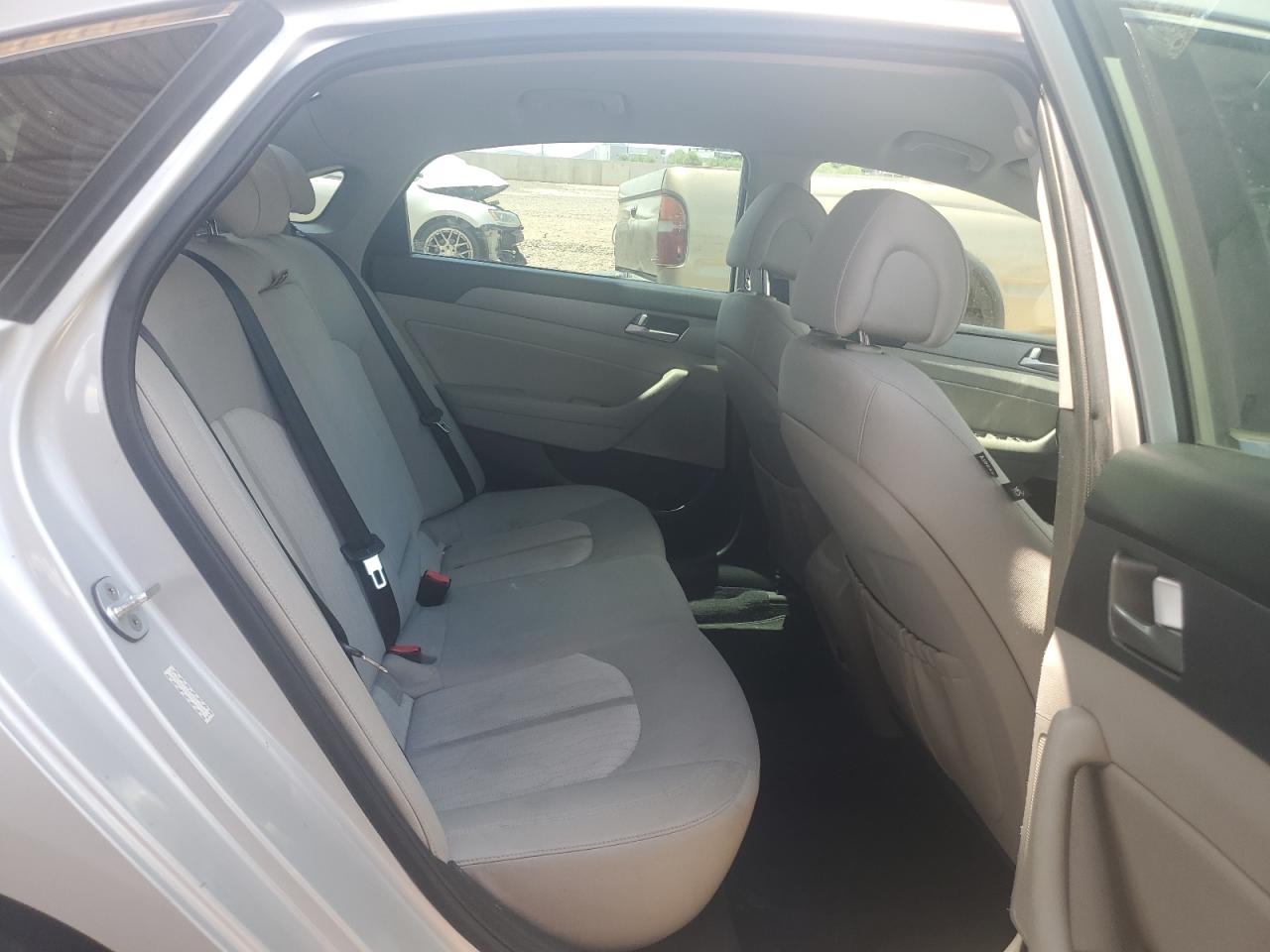 2016 Hyundai Sonata Hybrid VIN: KMHE24L18GA041519 Lot: 65446735