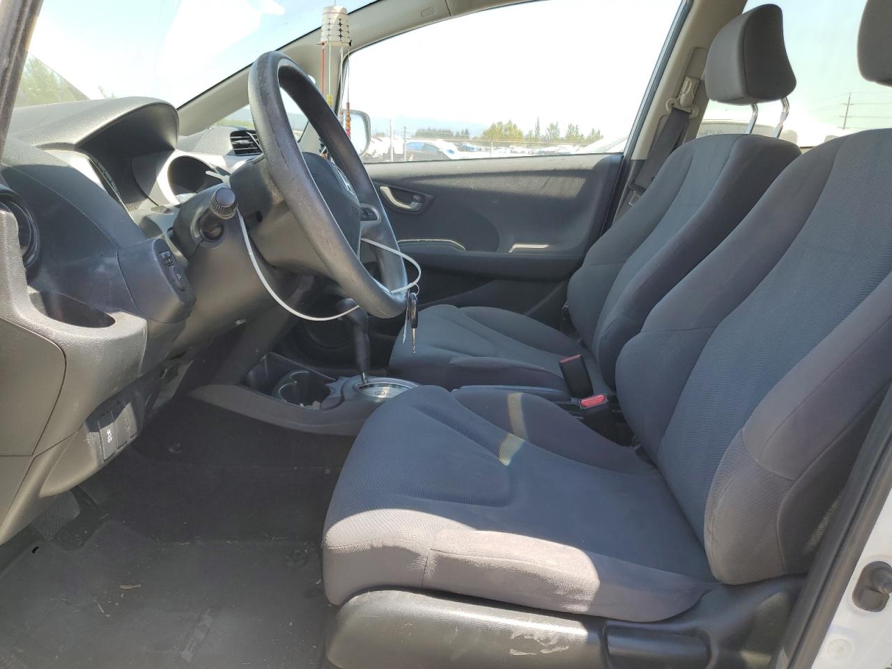 2011 Honda Fit VIN: JHMGE8H3XDC015914 Lot: 65263075