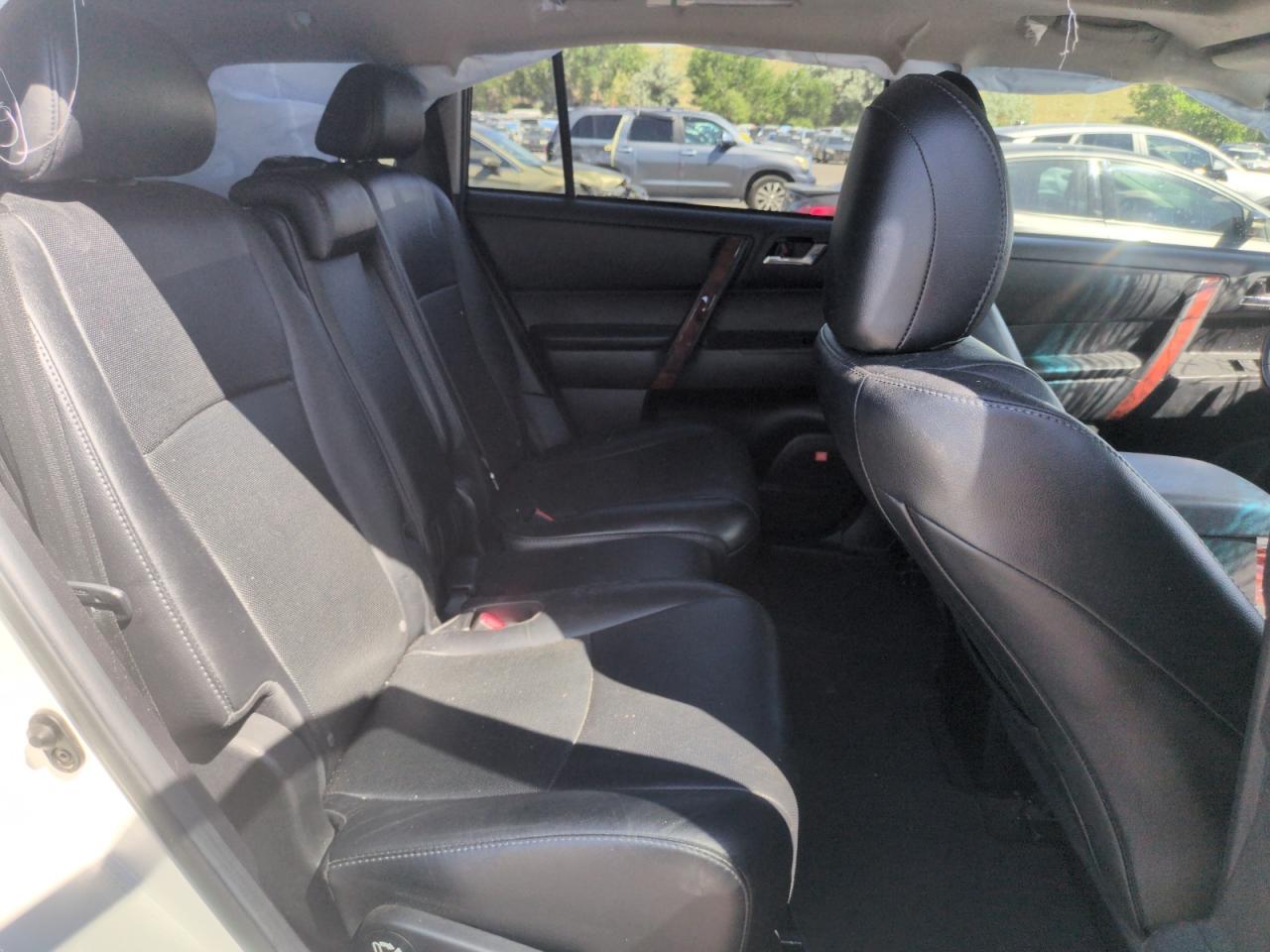 2011 Toyota Highlander Limited VIN: 5TDDK3EH1BS057044 Lot: 63501665