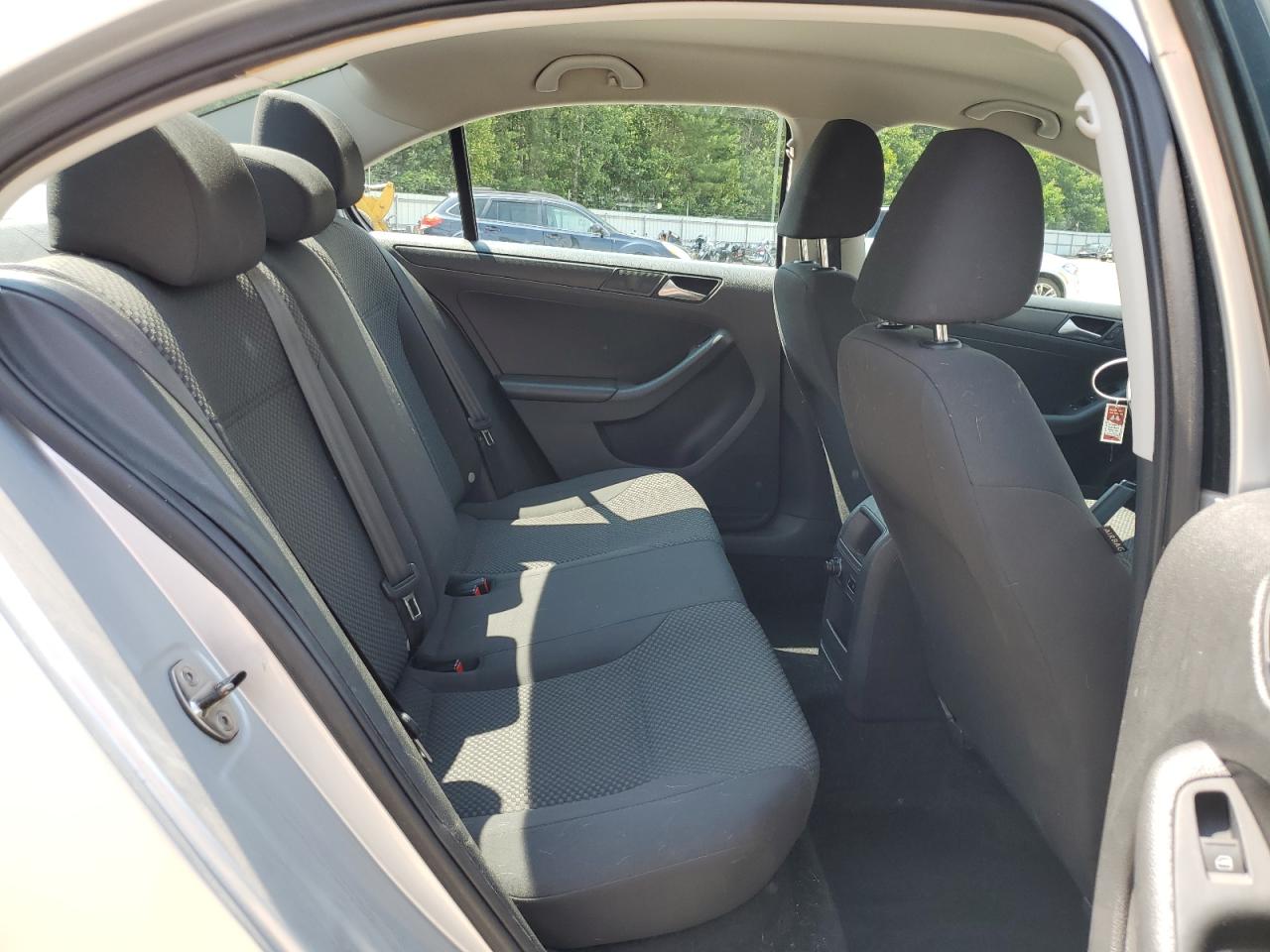 2013 Volkswagen Jetta Base VIN: 3VW2K7AJ1DM274066 Lot: 65026435