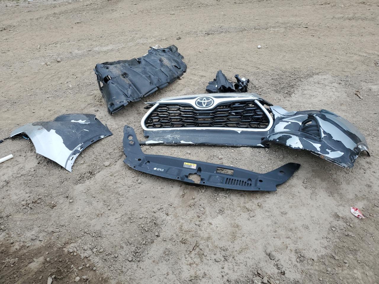 2022 Toyota Highlander Xle VIN: 5TDGZRBH8NS559876 Lot: 67071655