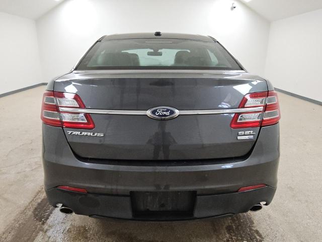  FORD TAURUS 2018 Gray