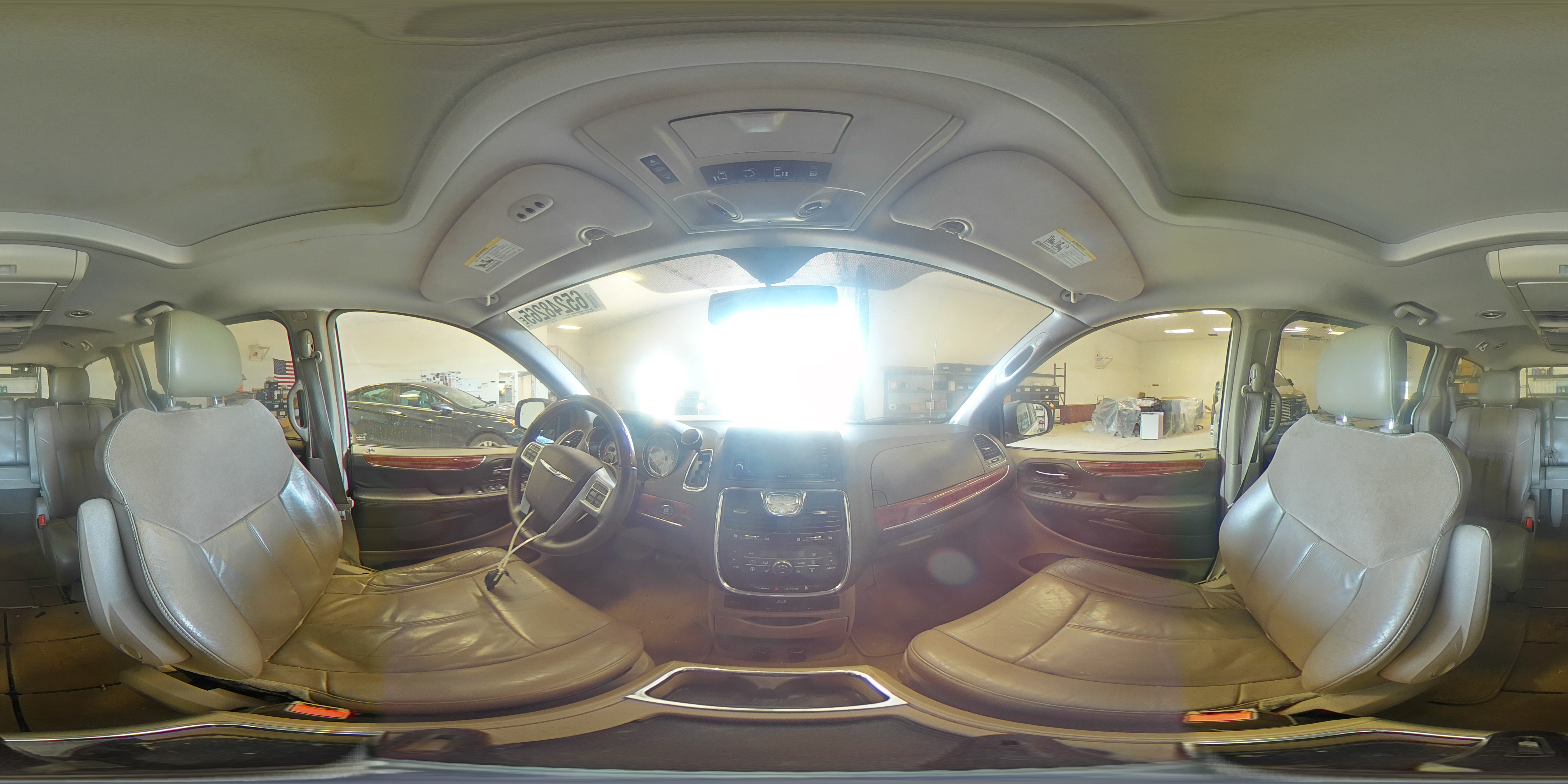 2013 Chrysler Town & Country Limited VIN: 2C4RC1GGXDR776994 Lot: 65248265