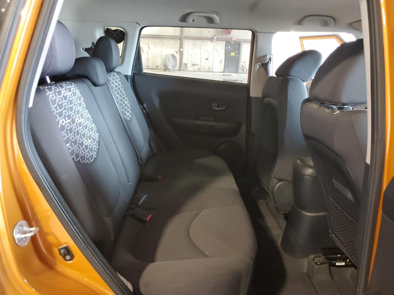 2011 Kia Soul + VIN: KNDJT2A20B7239937 Lot: 63516145